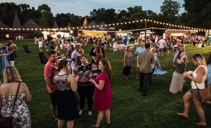 Main event field for Red, White, and Zoo